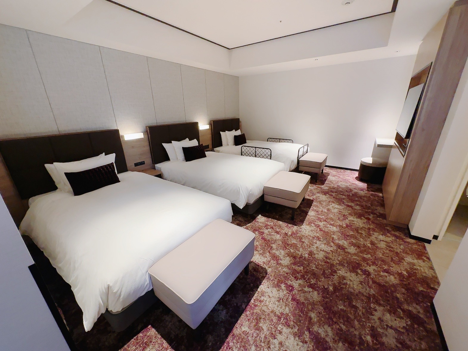 札幌 索拉麗亞西鐵飯店Solaria Nishitetsu Hotel Sapporo｜豪華三人房型分享
